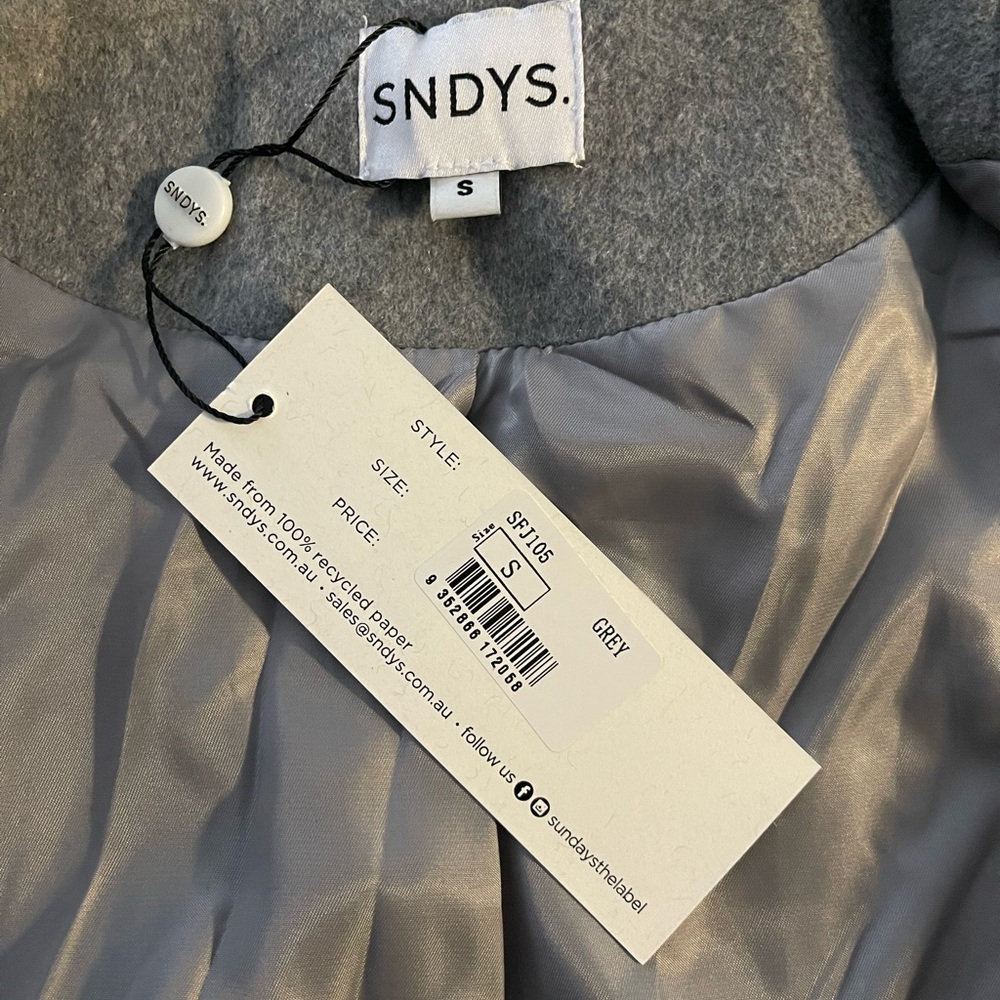 SNDYS Oslo coat in grey - Picture 3 of 3